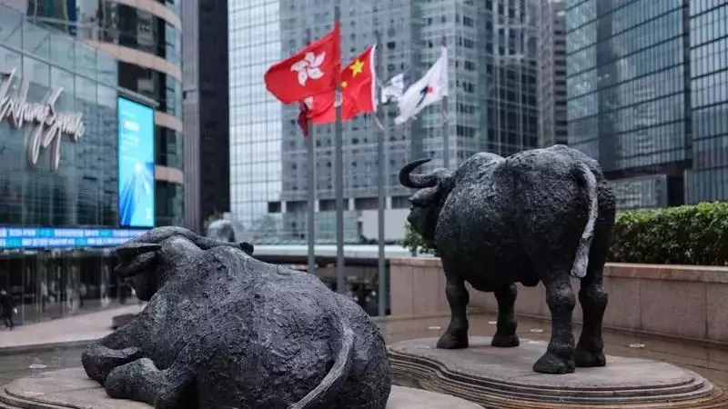 Global Equities Advance as Oil Prices Decline Amid Supply Boost and Anticipation of AI Sector Earnings