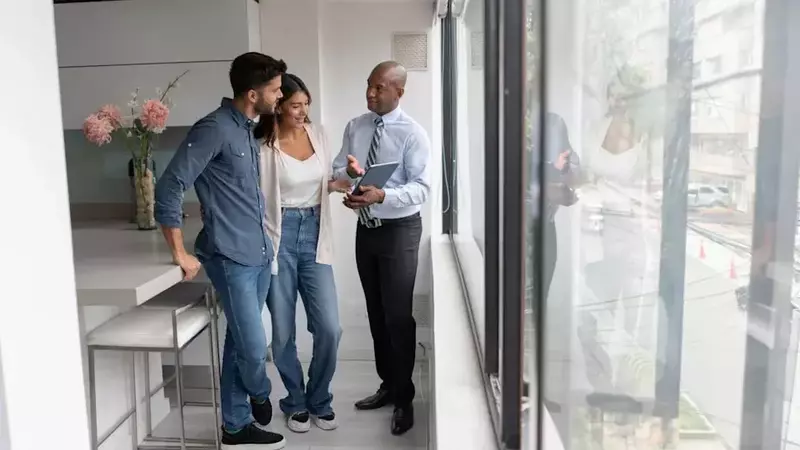 Opendoor Stock Dips 21% Amidst Housing Market Challenges and Strategic Shift
