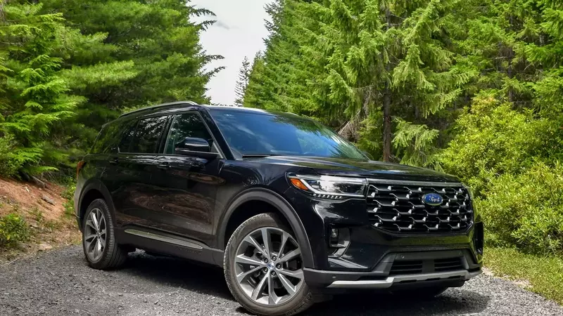 Ford Recalls 66,000 Hybrid SUVs Due to Pedestrian Alert System Failure