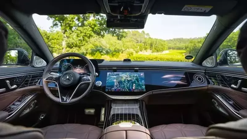 2027 Mercedes-Maybach S580 Interior Showcase