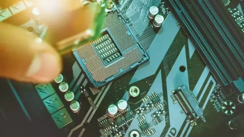 Micron Technology's Ascendance in the AI Era and Market Dynamics