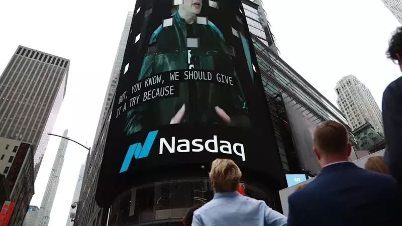 Wall Street Analysts Issue Bullish Ratings for SpaceX as Quiet Period Concludes