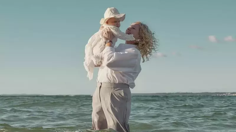 'The Guest' Review: A Superb Trine Dyrholm Adds Unsentimental Value to a Piercing Family Drama