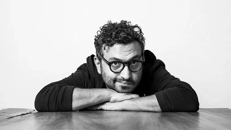 Alonso Ruizpalacios Advocates for 'Trojan Horse' Cinema and Reflects on Filmmaking Challenges