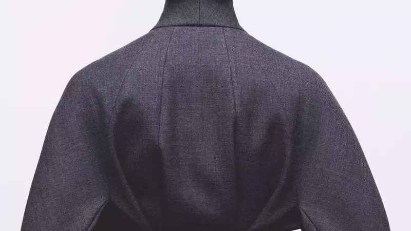 Max Mara Atelier Fall 2026: Architectural Influence in Couture Coats