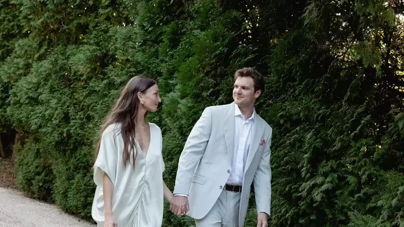 A Hamptons Wedding Infused with Old-World Charm and Playful Pink Hues