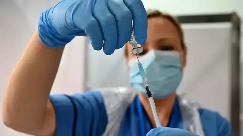 Cramer's Skepticism on Pfizer: High Dividend Not Enough to Win Over Analyst