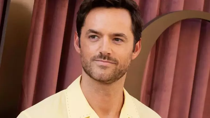 Netflix Orders Golf Drama 'Jupiter Island' from 'Love Story' Creator and A24