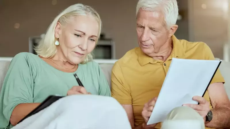 Social Security and Retirement: Bridging the Reporting Gap