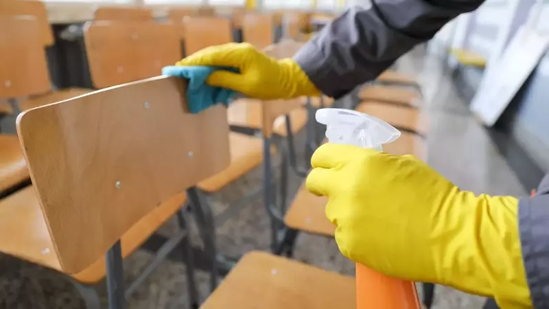 Clorox: A Resilient Dividend Play Amidst Market Volatility