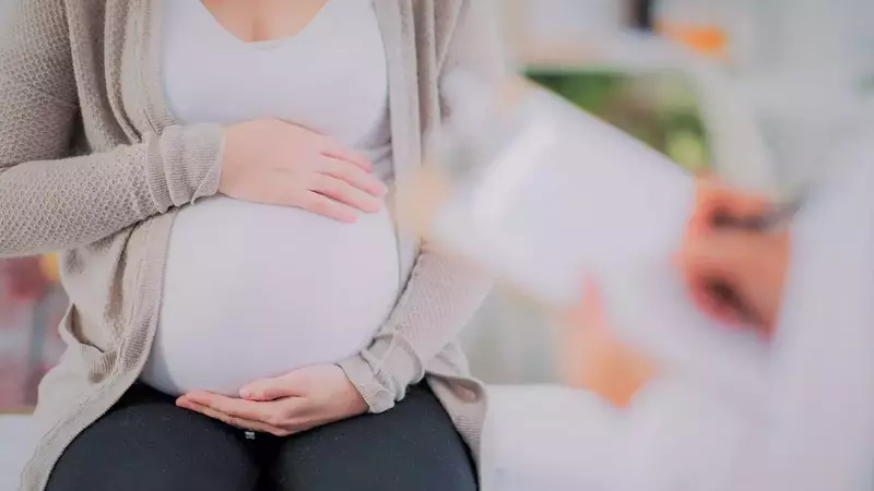 Understanding the Onset of Labor: Key Indicators