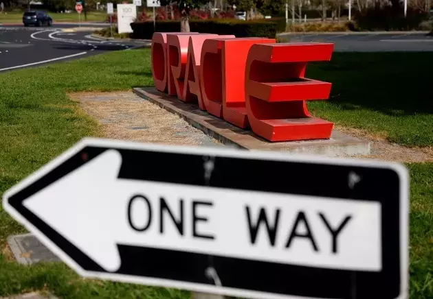 Oracle Faces Financial Strain Amidst AI Investments