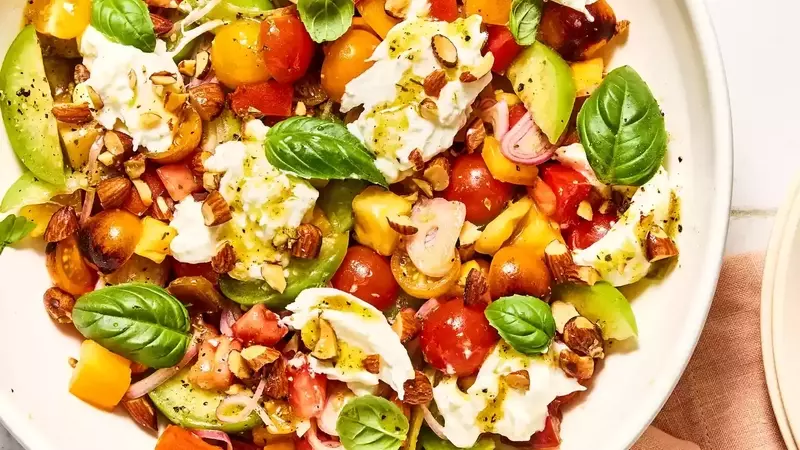 Summer Gathering Snacks: Delicious Appetizers for Any Occasion