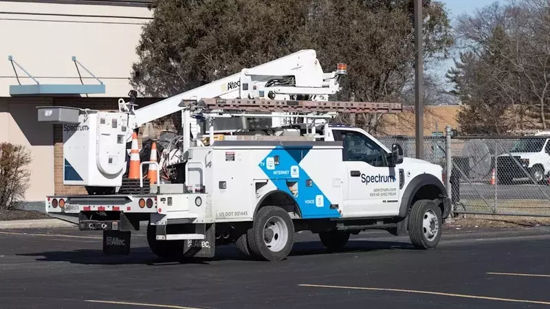 Spectrum's Strategic Shift: Layoffs Amidst Mounting Customer Losses and AI Integration