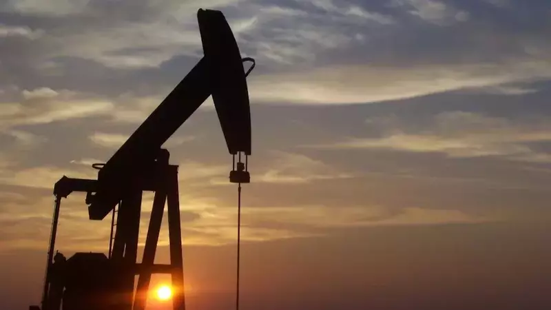Baytex Energy Gains Hedge Fund Favor with Strategic Buybacks and Price Target Adjustments