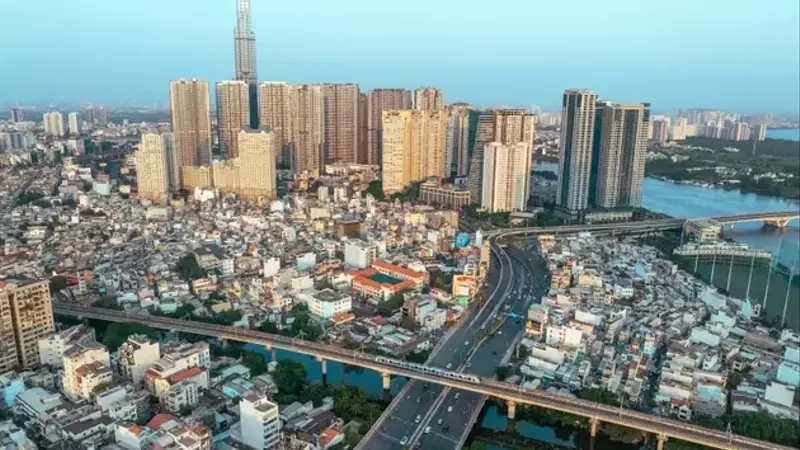 A Review of EMEQ: Navigating Concentrated Emerging Market Equities