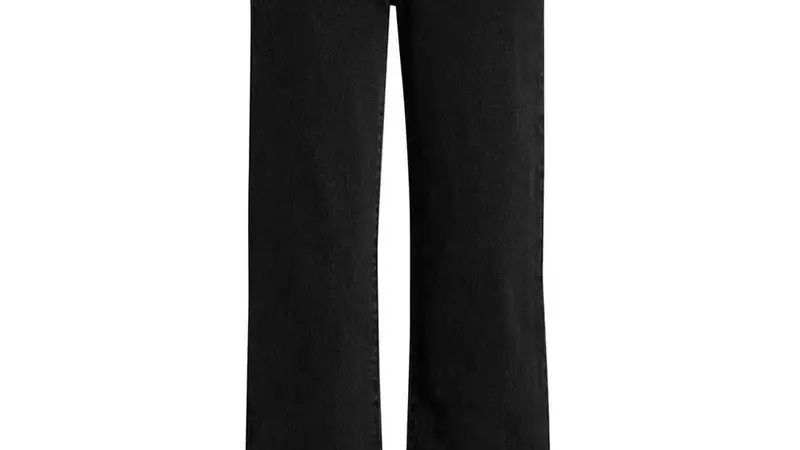Elevate Your Wardrobe: Discover Top Denim Deals at Nordstrom's Anniversary Sale