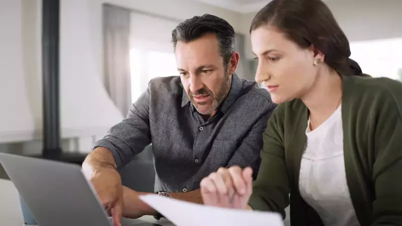 Understanding Credit Scores: A Mid-Life Financial Checkup