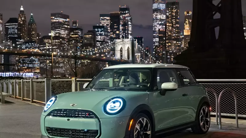 Mini Cooper's Oxford Edition Returns for 2027 with Enhanced Features