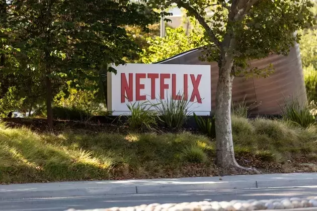 Netflix Faces Investor Scrutiny as Growth Slows