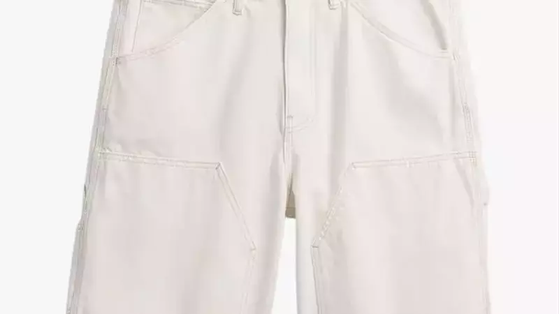 Gap's Carpenter Shorts: A Summer Wardrobe Essential