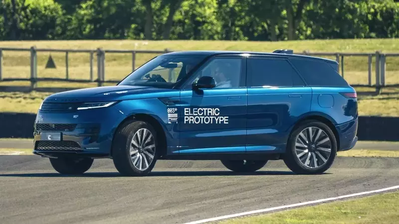 2028 Land Rover Range Rover Sport Electric Preview