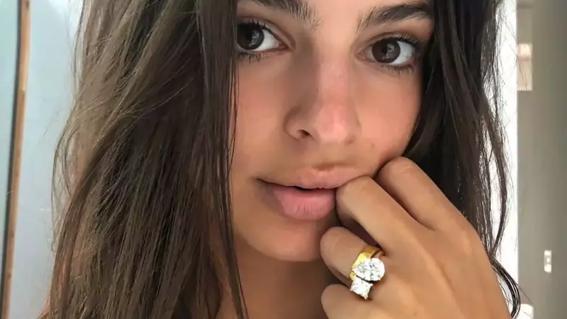Mastering the Art of Wearing Your Engagement and Wedding Rings