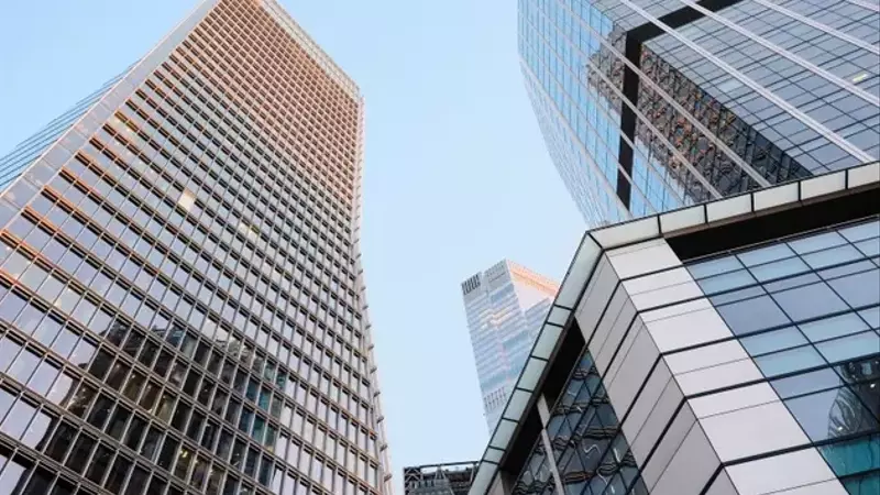 Apogee Enterprises: Navigating Weak Momentum and Mixed Financials
