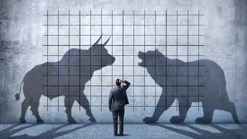 Perella Weinberg Partners: A 'Sell' Amidst Market Headwinds