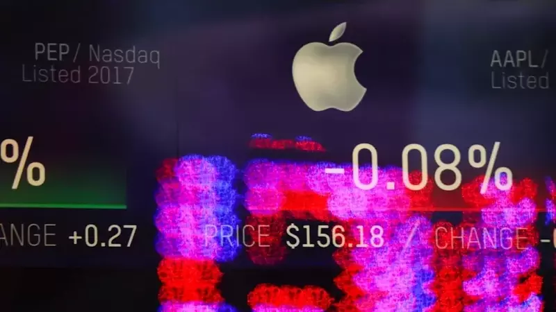 Apple's Surging Stock: Analyst Projects Further Growth Despite Market Concerns