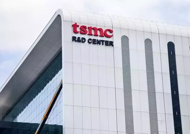 TSMC: Upgrading to Buy Amid Accelerating AI-Driven Growth