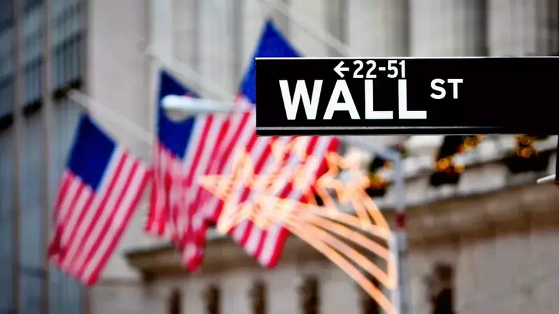 Market Dynamics: Tech's Rise, Industrials' Decline, and Looming Earnings