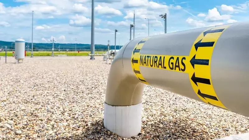 Maximizing Income from Energy Transfer Stock