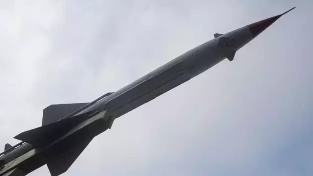 Moog Inc.: Strong Growth and High Valuation in Defense Sector