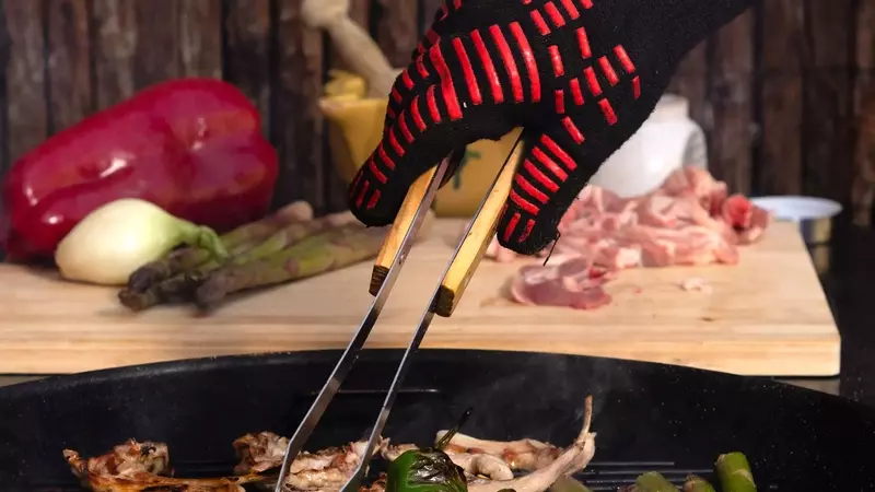 Richiamo Guanto Barbecue Action: Rischio Ustioni Accertato