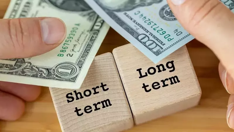 Treasury's Short-Term Debt Strategy Under Pressure Amid Rising Rates