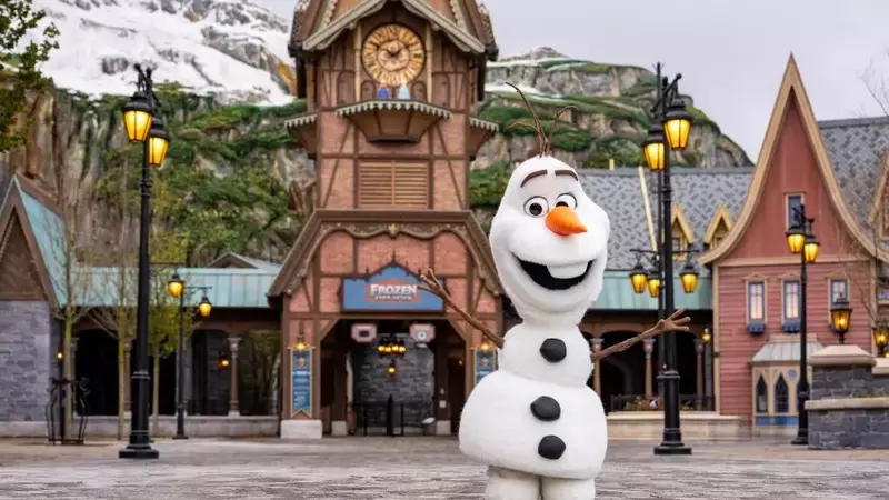 Disney+ to Premiere 'Disney Worldbuilders' Documentary Featuring Industry Visionaries