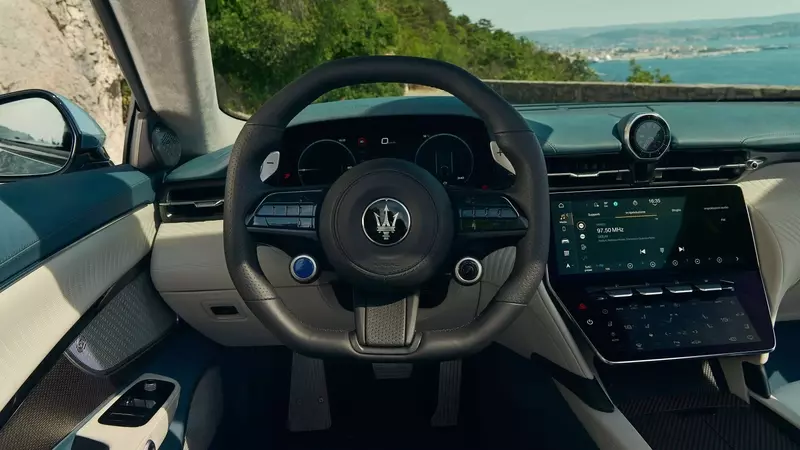 2027 Maserati GranCabrio Folgore Interior Overview