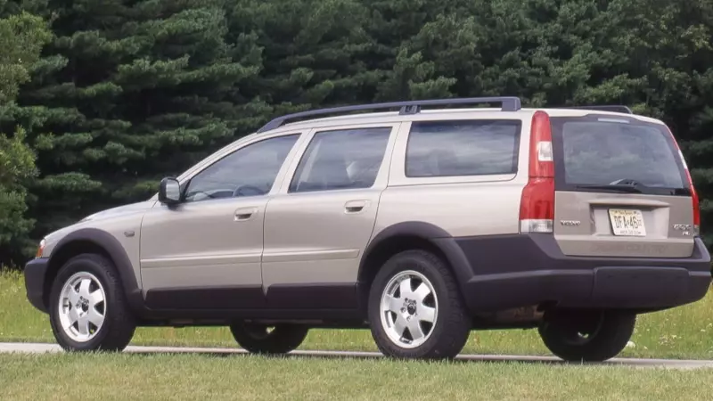The Enduring Appeal of the 2001 Volvo V70 Cross Country: A Look Back