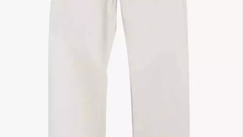 The Ultimate Guide to Men's White Jeans: Style, Fit, and Brands