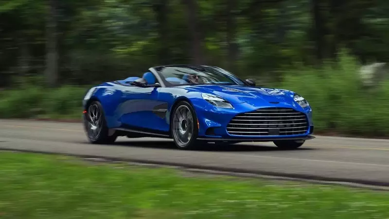2027 Aston Martin Vanquish: A Blend of Ferocious Power and Elegant Grand Touring