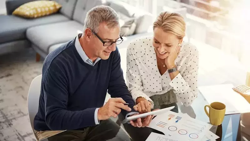Crafting a Secure Retirement: A Four-ETF Income Blueprint for $600K Portfolios