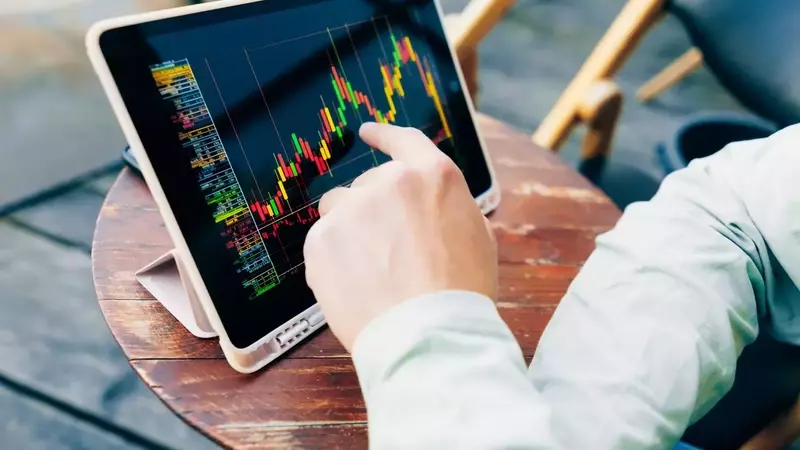 The Hindenburg Omen: A Technical Indicator for Market Crashes