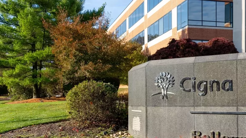 Cigna Faces Headwinds: A 'Hold' Rating Amidst Industry Optimism