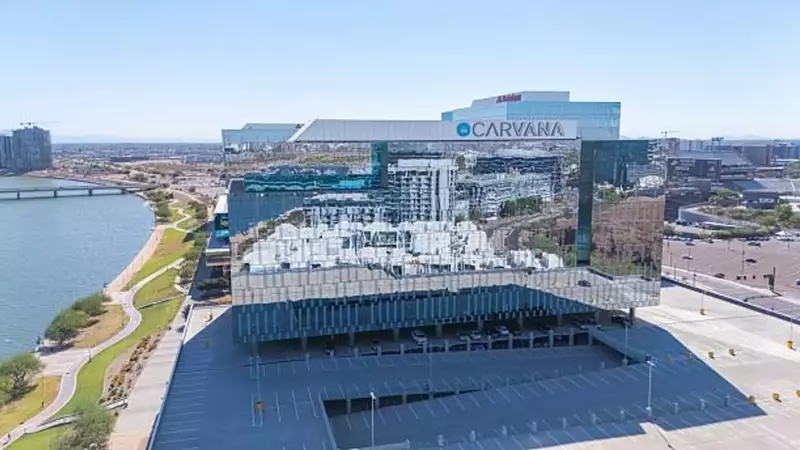 Carvana's Path: Growth, Digital Dominance, and Valuation Challenges