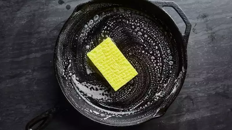 Mastering the Art of Skillet-Fried Chicken