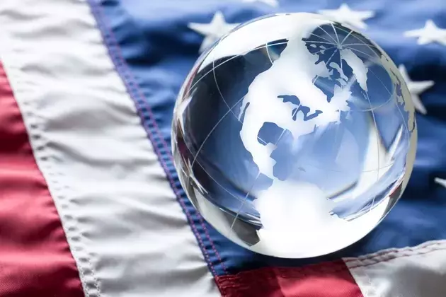 Palantir Technologies Inc.: Strong Buy Rating Maintained Amidst Valuation Concerns