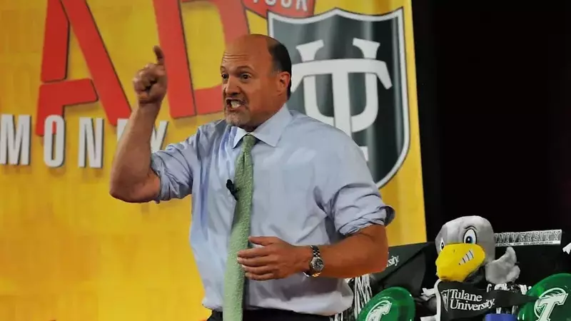 Jim Cramer's Accidental High Yielders: A Strategic Approach to Dividend Investing Amidst Market Volatility