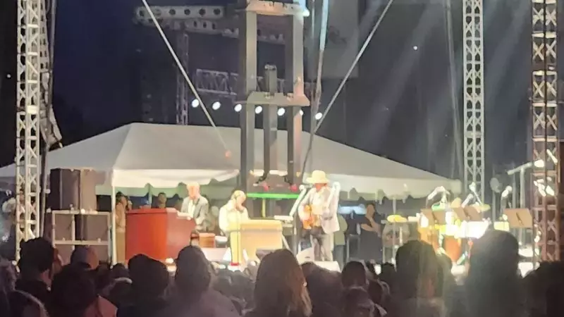 The Enigmatic Resurgence of Eaux Claires: Justin Vernon's Transformative Homage to Bob Dylan