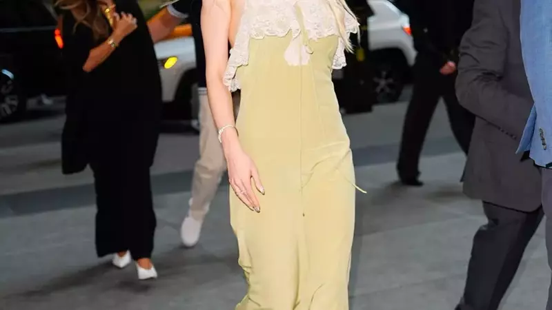Celebrity-Inspired Summer Dress Styles for Every Occasion